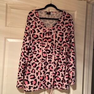 Rebel Raven gently worn pink and black leopard